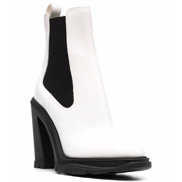 Alexander McQueen Two Tone leather chelsea boots - Picture 1 of 13